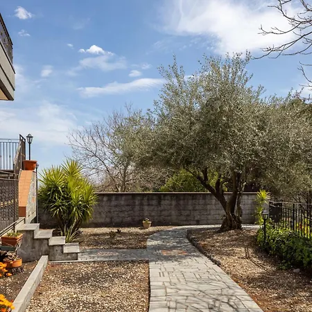 Apartmán Castagno By Interhome *