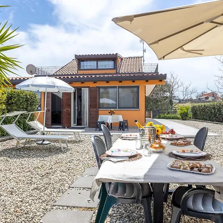 Castagno By Interhome Apartmán *